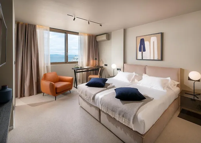 Royal Suites-Sky