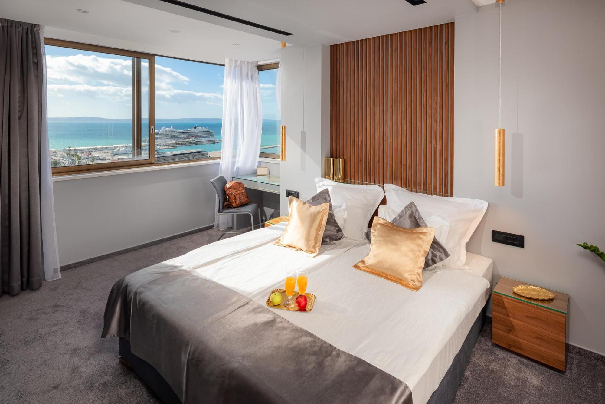 Royal Suites-sky Gasthof 4*